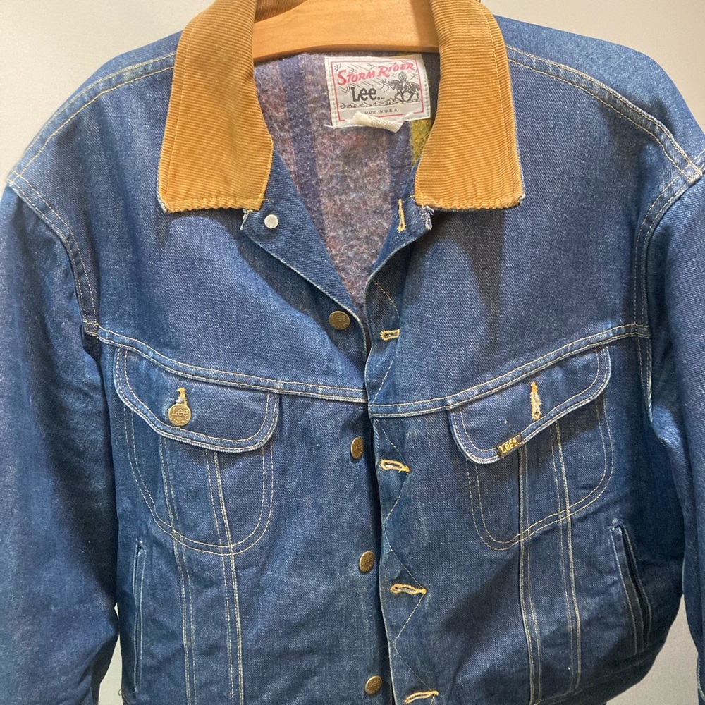 Lee Men's Denim Jacket with Tan Collar